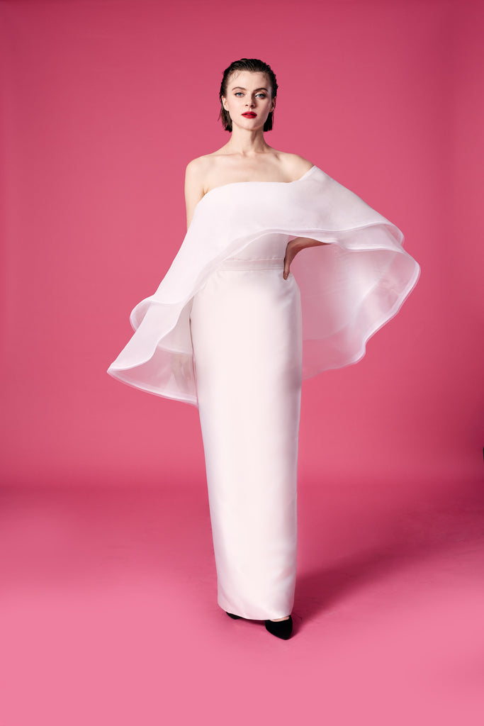 17.	White ruffle cape-effect and off-shoulder dress