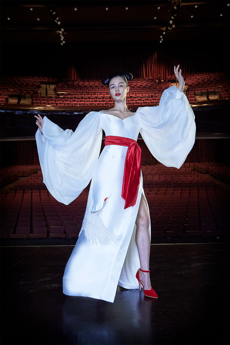 Puffed Sleeves Blouse & Slit Skirt with Dramatic Japanese Crane Embellished with Pearl & Sequins